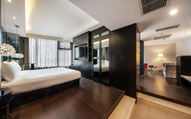 Orange Hotel (Shanghai North Bund Tilanqiao Metro Station)