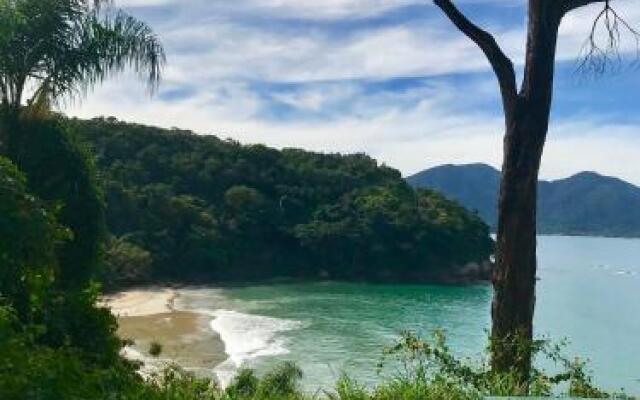 Sobrado e Casa em Ubatuba