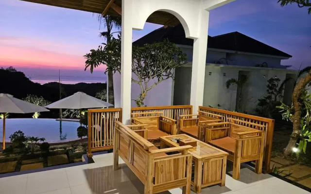 Kelingking Parama Resort