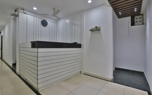 OYO 40663 Knk Hotel