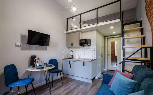 Метры в центре на улице Марата 34