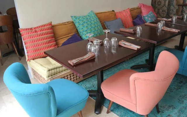 Hotel Denfert Montparnasse
