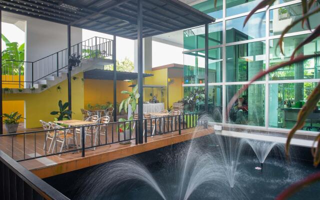 Eco Inn Prime Trang