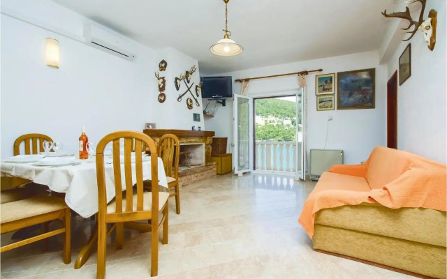 Holiday home Pucisca Put Macela