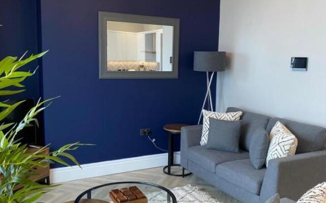 Belmont Apartment 2