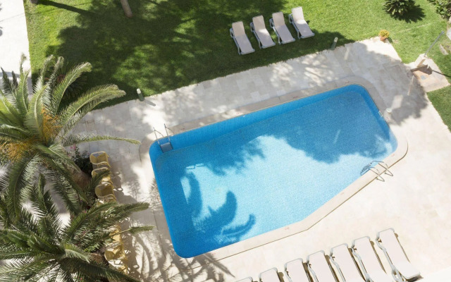 Cabot Tres Torres Apartamentos