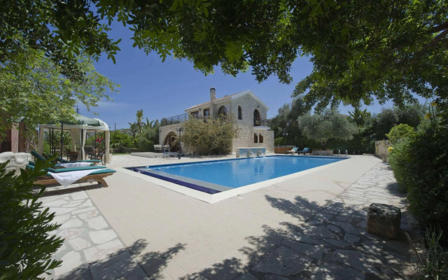 Constantinos Villa