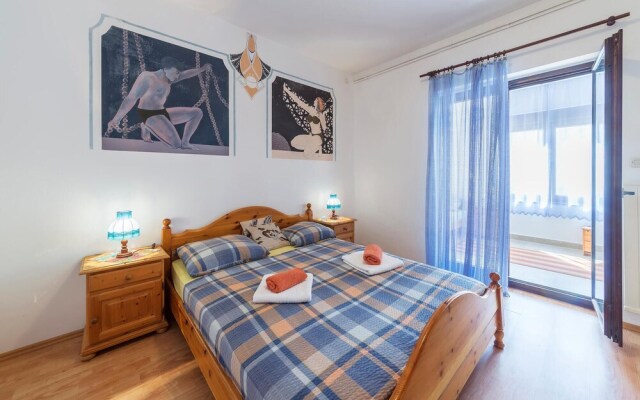 Stunning Apartment in Pula With Wifi and 3 Bedrooms