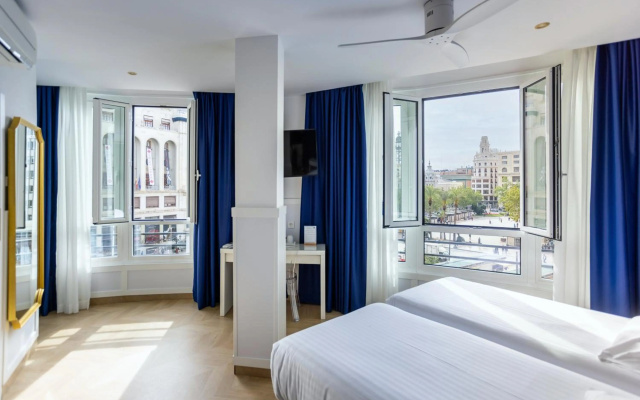 Venecia Plaza Centro Hotel