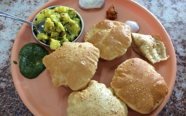 OYO 16604 Hotel Sparsh Inn