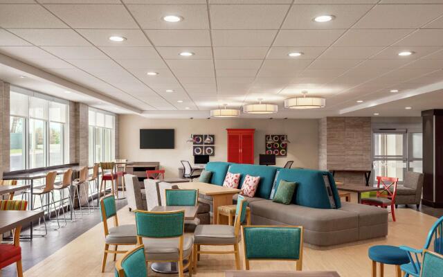 Home2 Suites by Hilton Woodbridge Potomac Mills