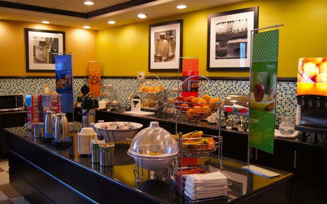 Hampton Inn & Suites Houston/Pasadena