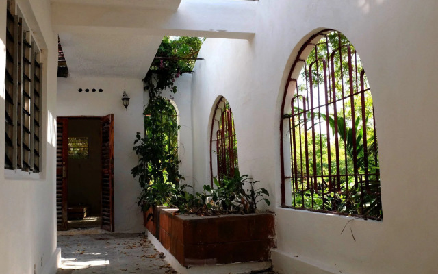 Salty's Kitesurf Village