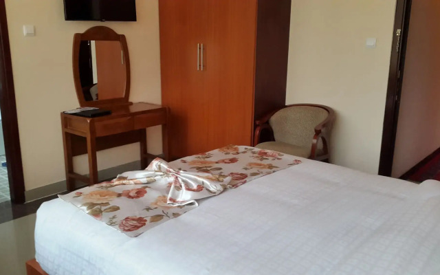 C fun Addis Hotel