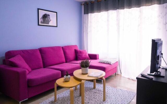 Two bedroom stylish studio, 5 minutes walk from the beach