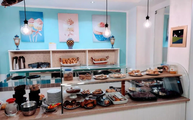 Hotel Adria B&B - Colazione fino alle 12