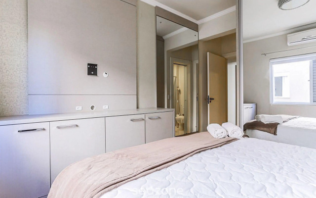 Apto charmoso a 400m da Praia em Jurerê CPS107