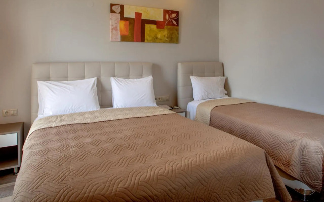 Irini Hotel