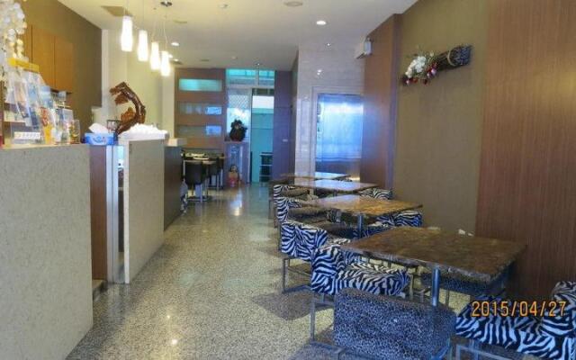 Tan Hui Modern Hotel