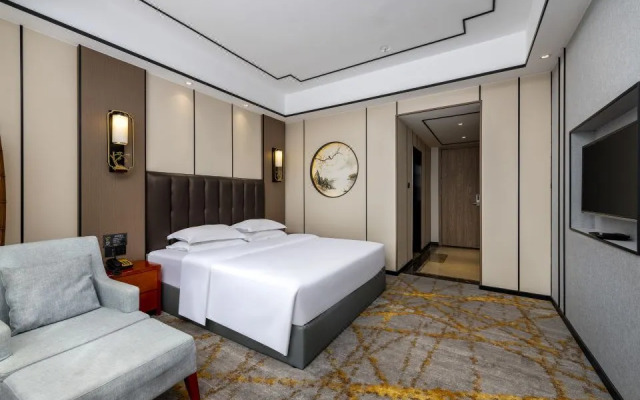 Guanfu Chinese Grand Hotel