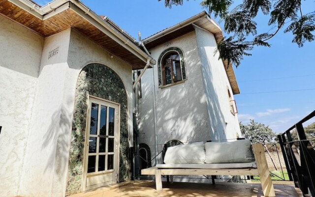 Starehe Villa
