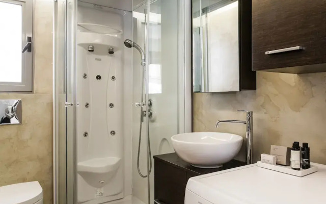 Striking 1BR Apartment in Kolonaki B