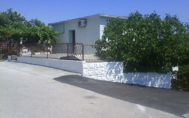 Marino - Large Terrace - A1