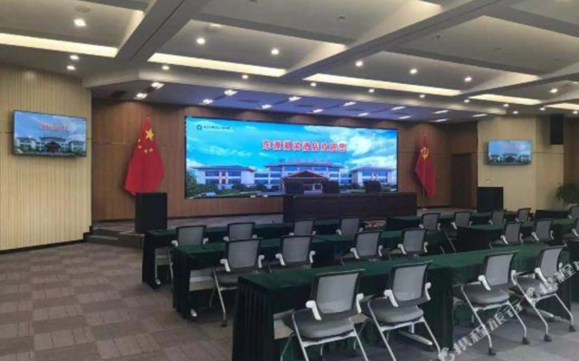 Dongyuan Lakeside Hotel