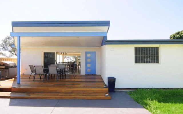 Pacific Views - direct access onto Culburra Beach