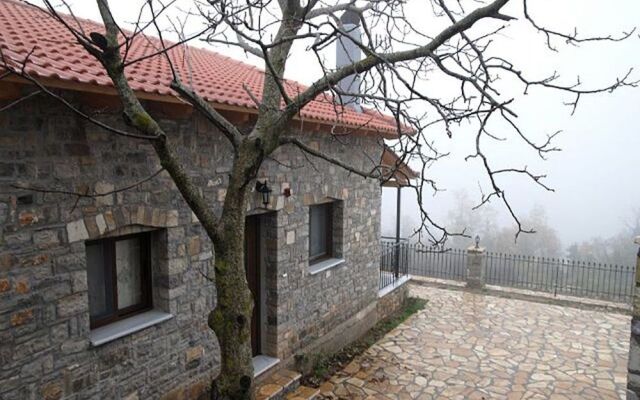 Orini Nafpaktia Houses