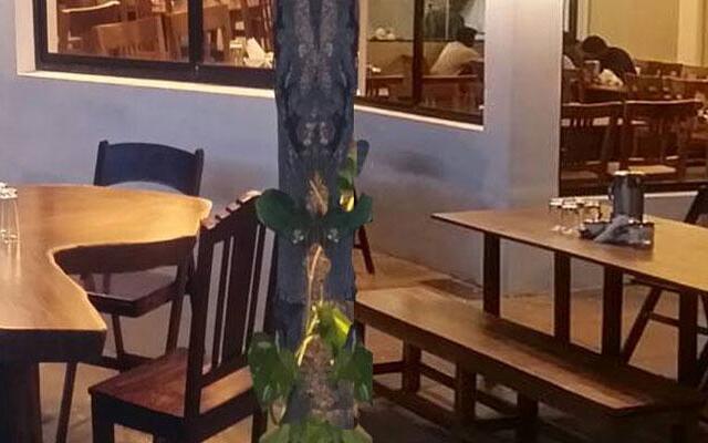 Le Aham Boutique Hotel