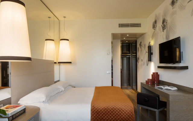 Starhotels E.c.ho.
