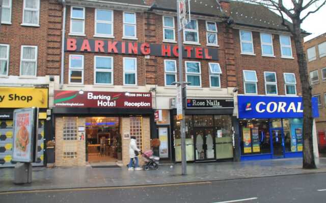 Barking Hotel