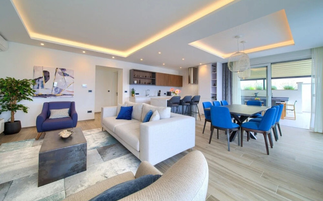 Villa Majestic With Sauna and Beautiful Views