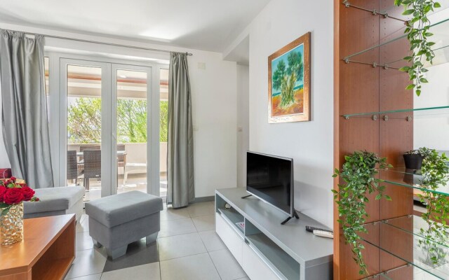 Amazing Apartment in Njivice With Wifi and 3 Bedrooms