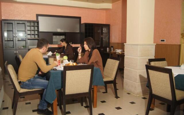 Bristol Hotel Tirana