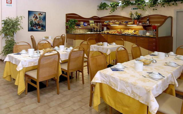 Pineda Aparthotel
