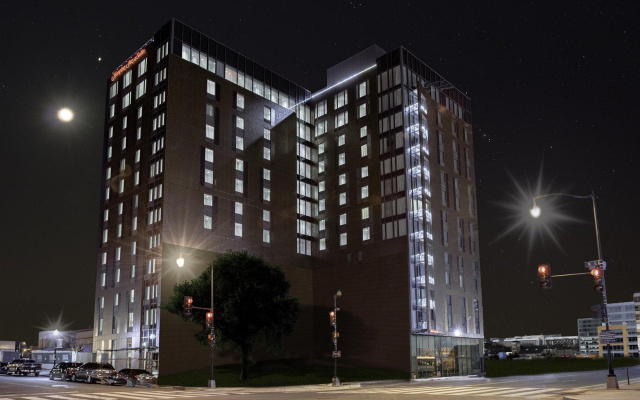 Hampton Inn & Suites Washington DC-Navy Yard