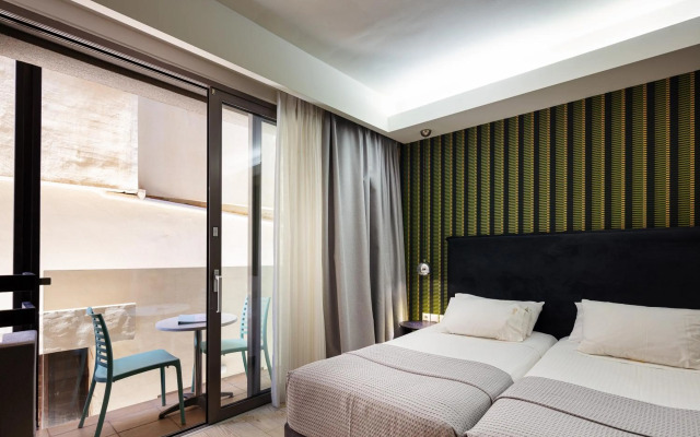 Steris Elegant Beach Hotel & Apartments