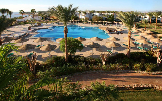 Domina Coral Bay Aquamarine Hotel & Resort