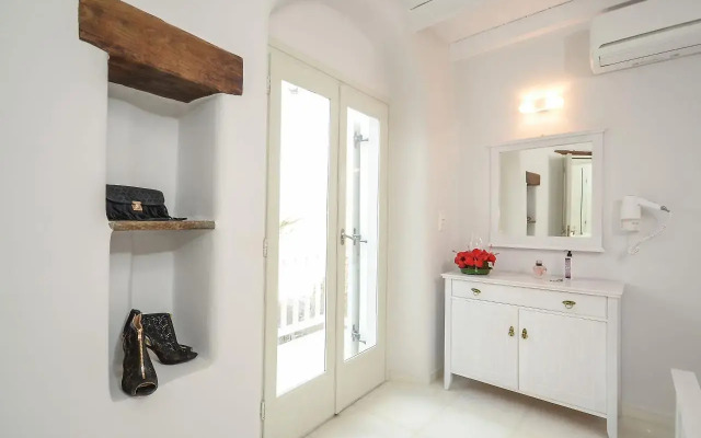 Naxian Queen Luxury Villas & Suites