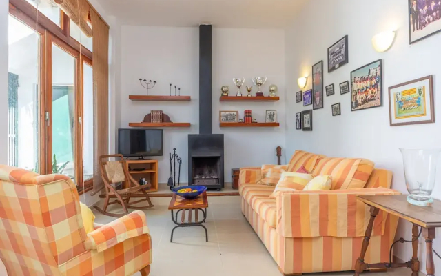 Can Mir in Mallorca With 4 Bedrooms and 3 Bathrooms - Cottages_and_Houses in Alcudia - Photo 4