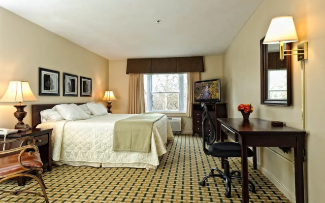 Best Western Silver Fox Inn