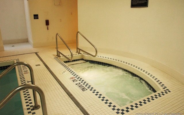 Holiday Inn Express & Suites Surrey by IHG
