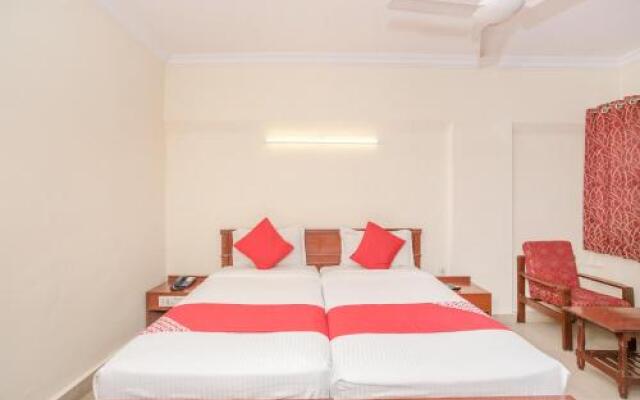 OYO 10394 Hotel Geo
