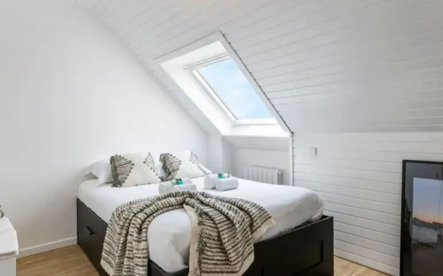 Spacious Duplex Apartment in the Center of Knokke