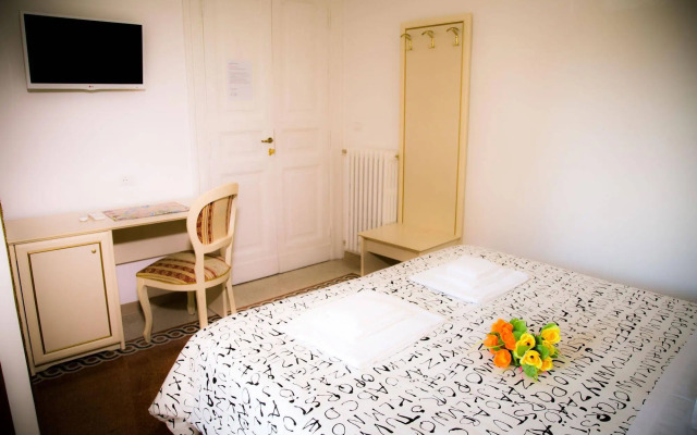 St. Peter Central Rooms B&B