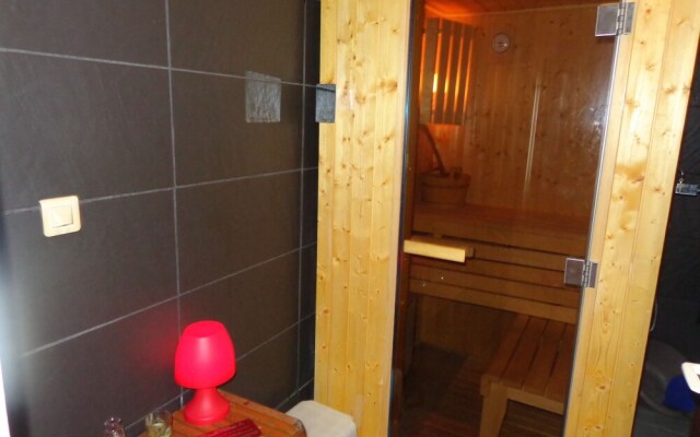 Appartement Legalite Avec Sauna Et Jacuzzi