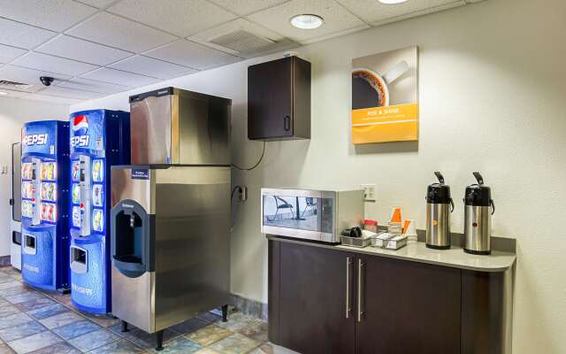 Motel 6 Wheatland, WY