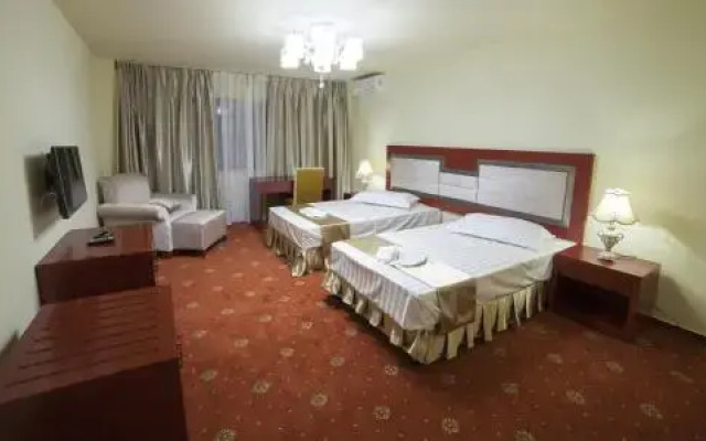 Hotel Diamond & Complex Ovi